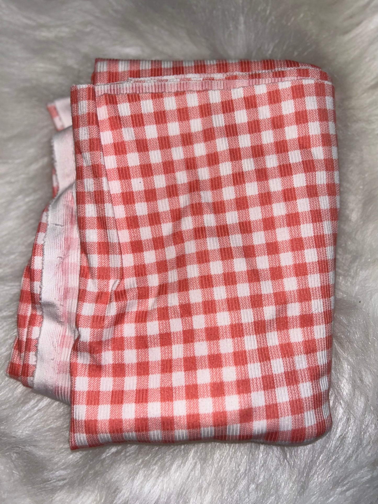 Pinky red gingham